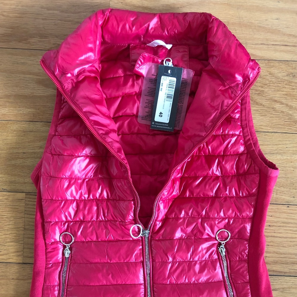 Super lightweight Pink puffy vest Anastassia Chile